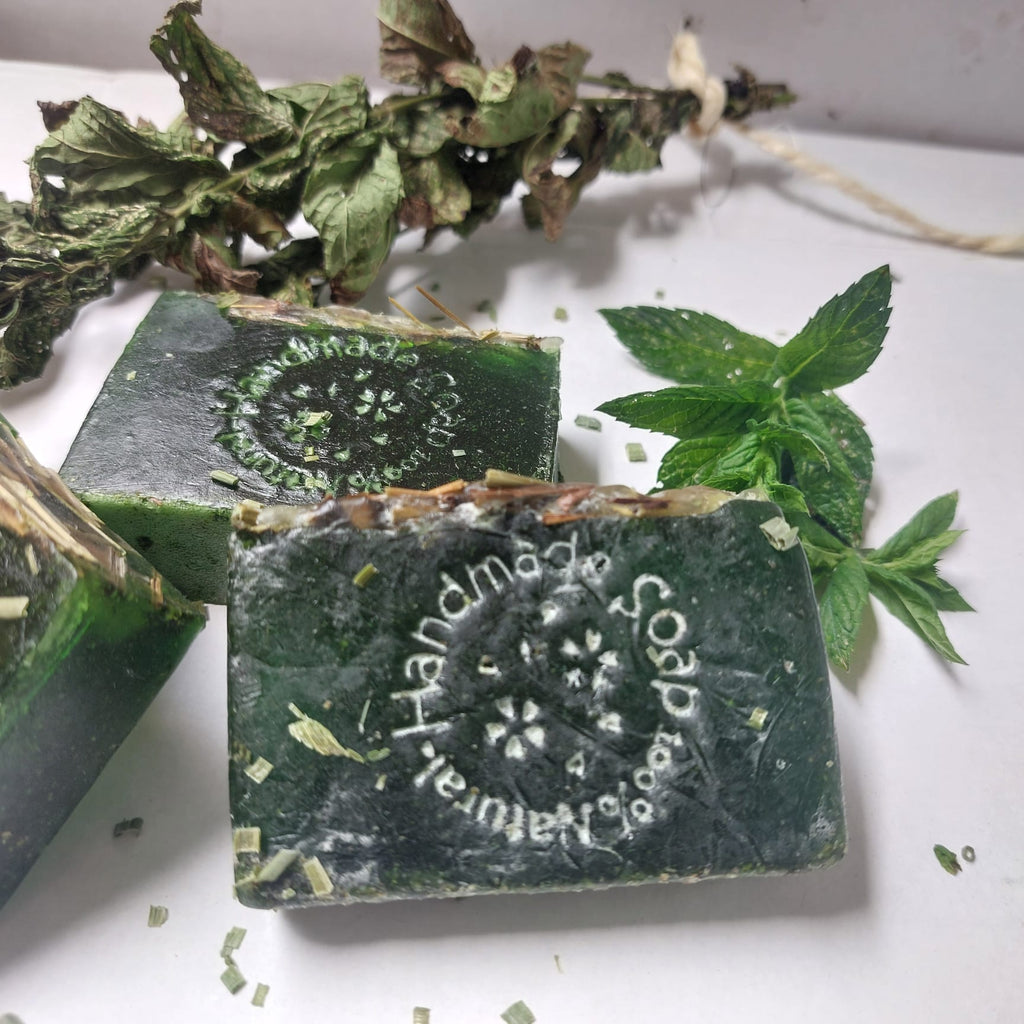 Zeep 4 stuks handgemaakt